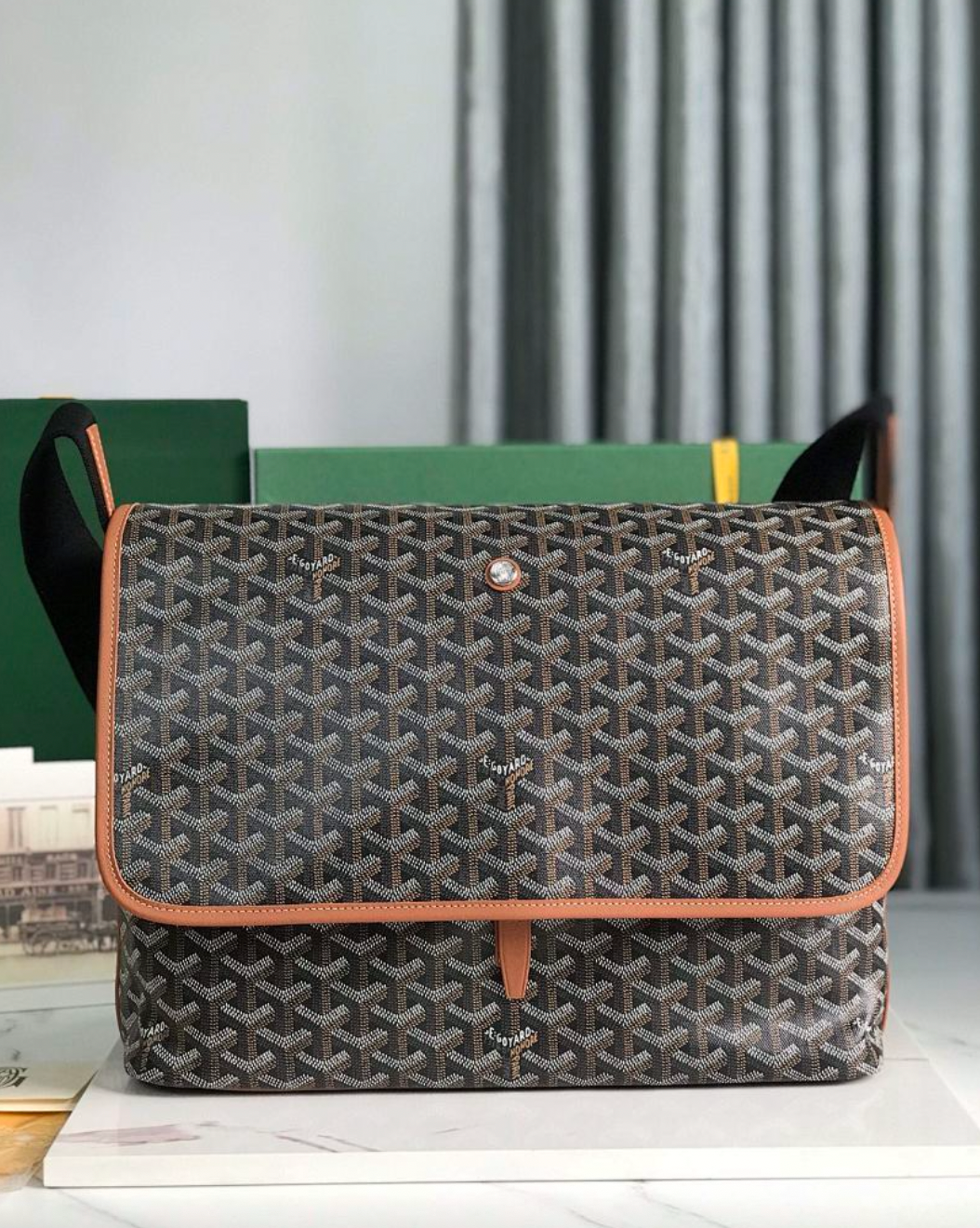 Bag Messenger Coated