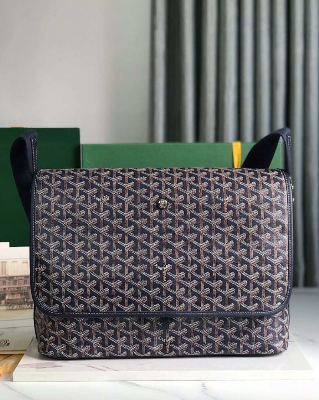 Bag Messenger Coated