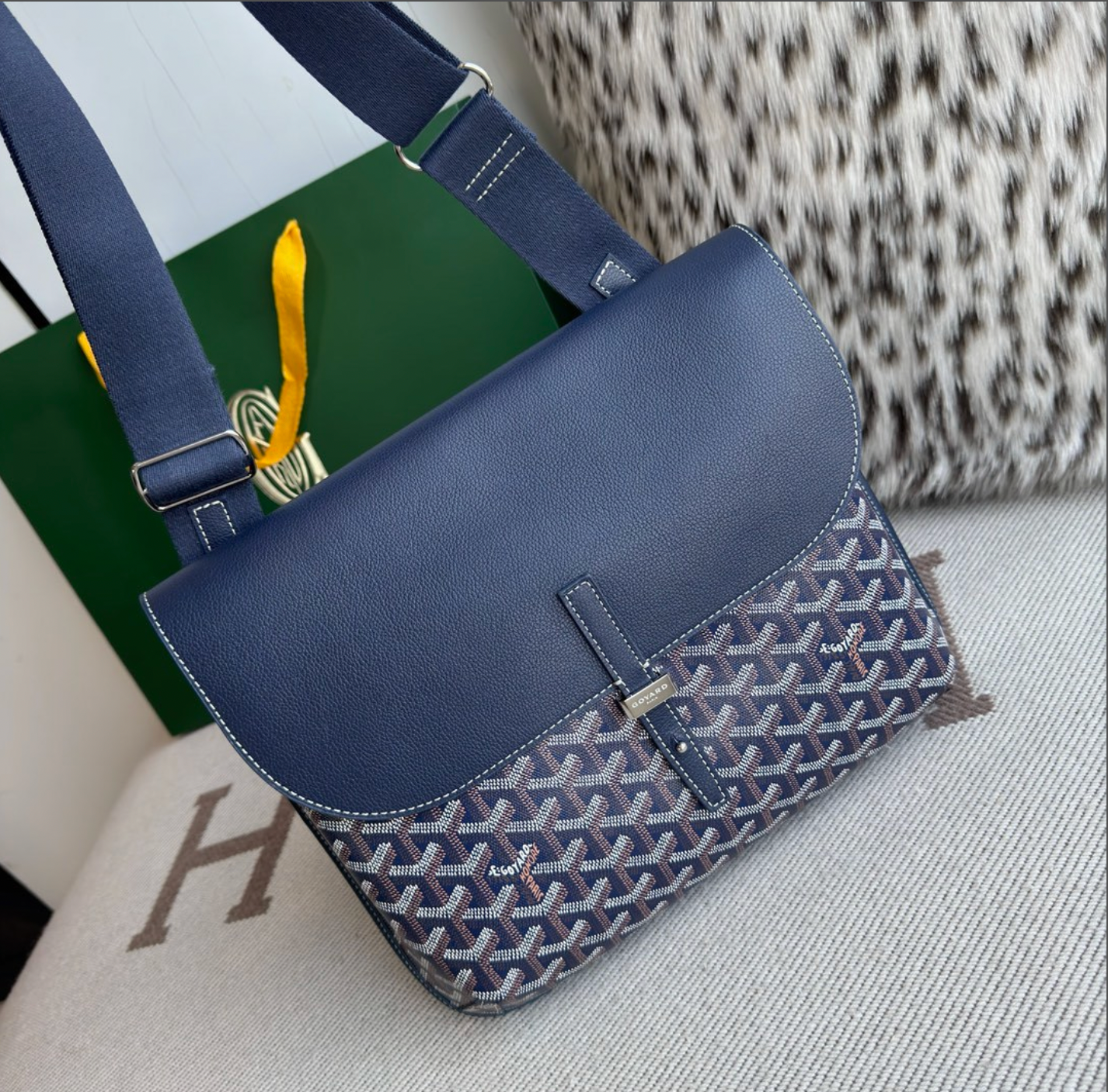 Messenger Bag