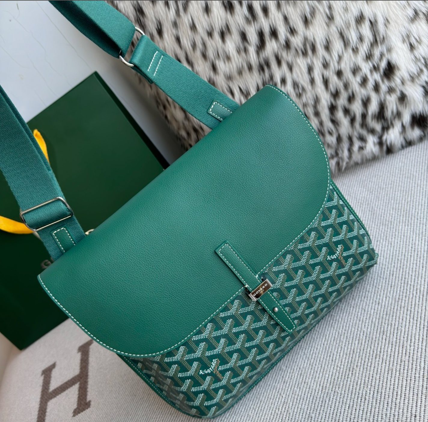 Messenger Bag